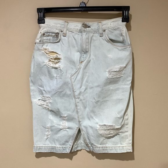 rag & bone Dresses & Skirts - Rag & Bone size 26 jean skirt